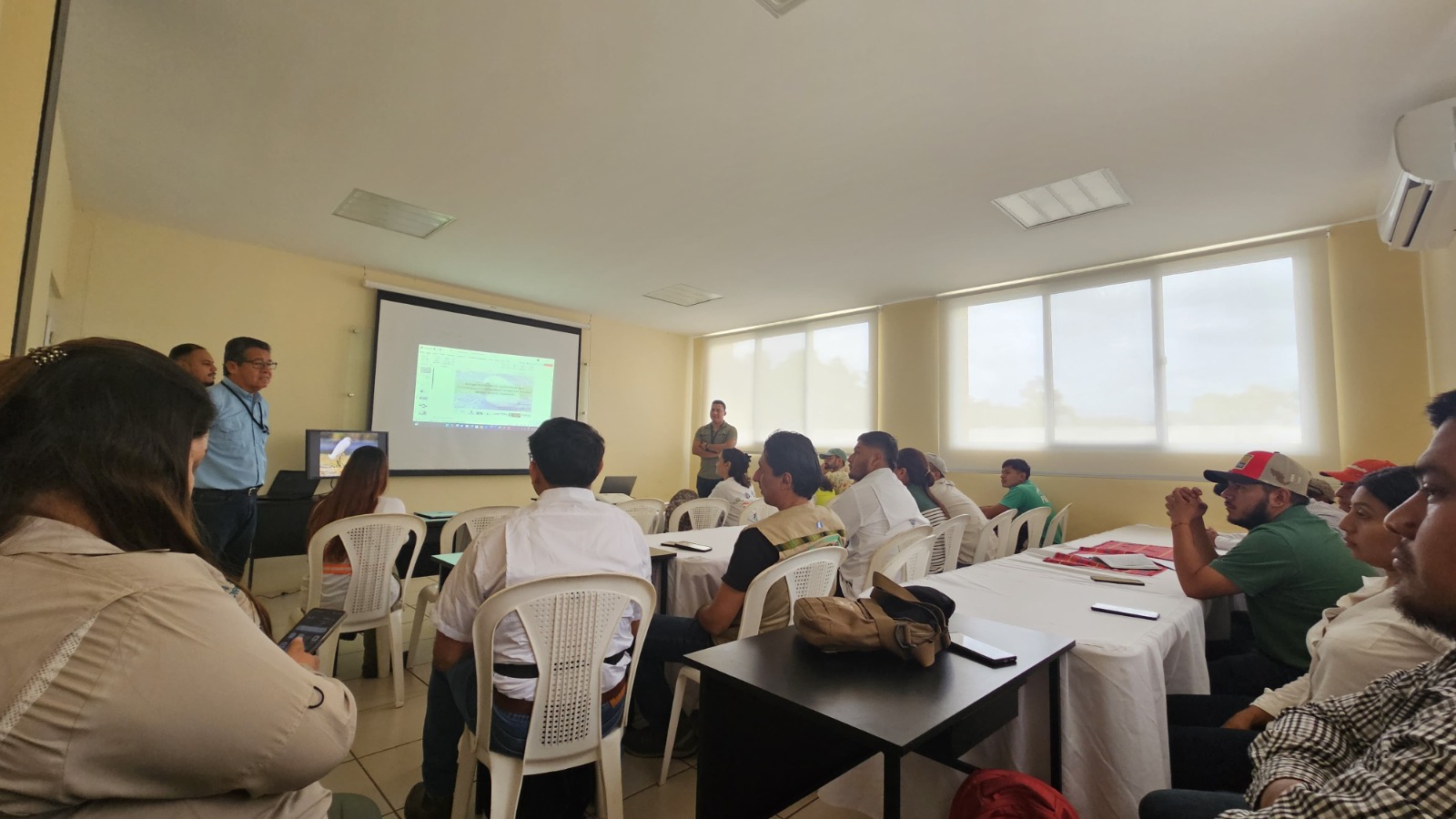 Participantes en el taller 2